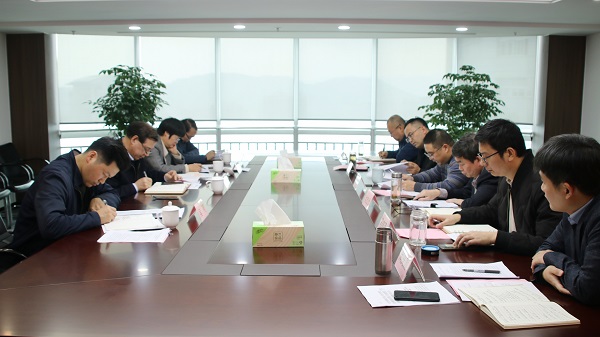 0118杭鋼集團黨委書記、董事長張利明與會指導環保集團民主生活會.jpg